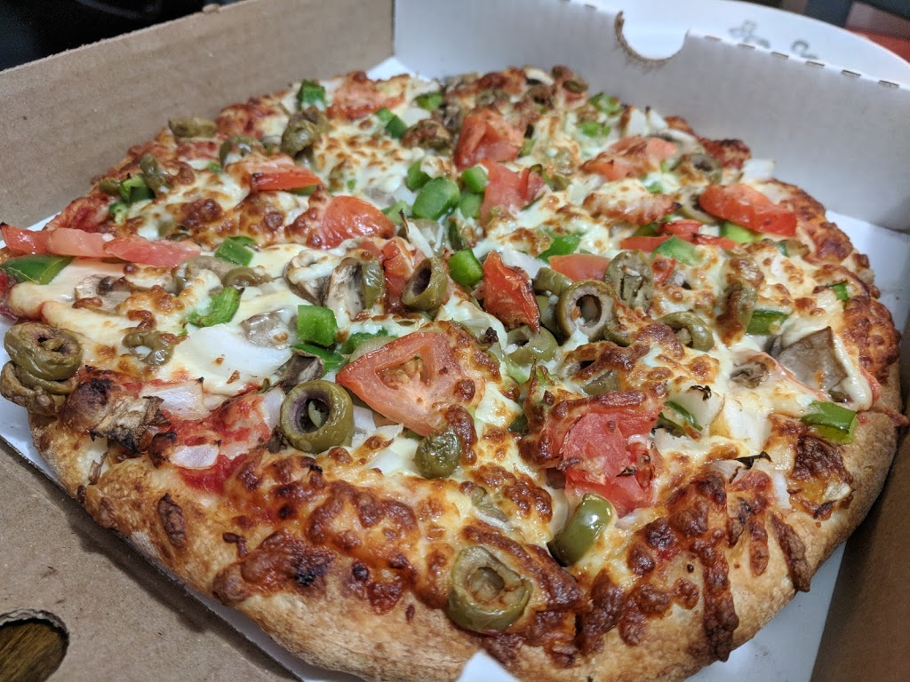 10 Buck Pizza Ingersoll | 10 Bell St, Ingersoll, ON N5C 2N5, Canada | Phone: (519) 485-3222