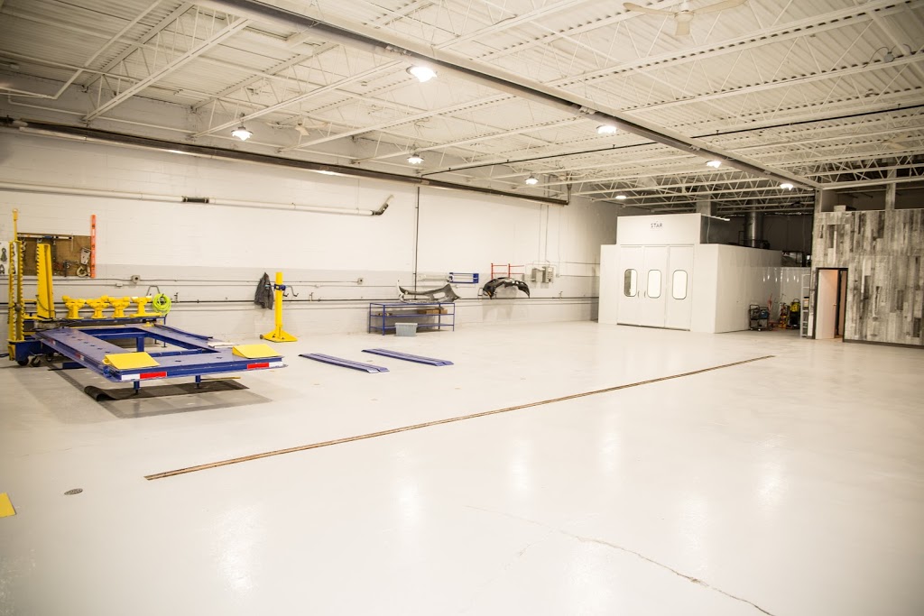 The Collision Centre | 146 Toryork Dr #2, North York, ON M9L 1X6, Canada | Phone: (416) 741-8484