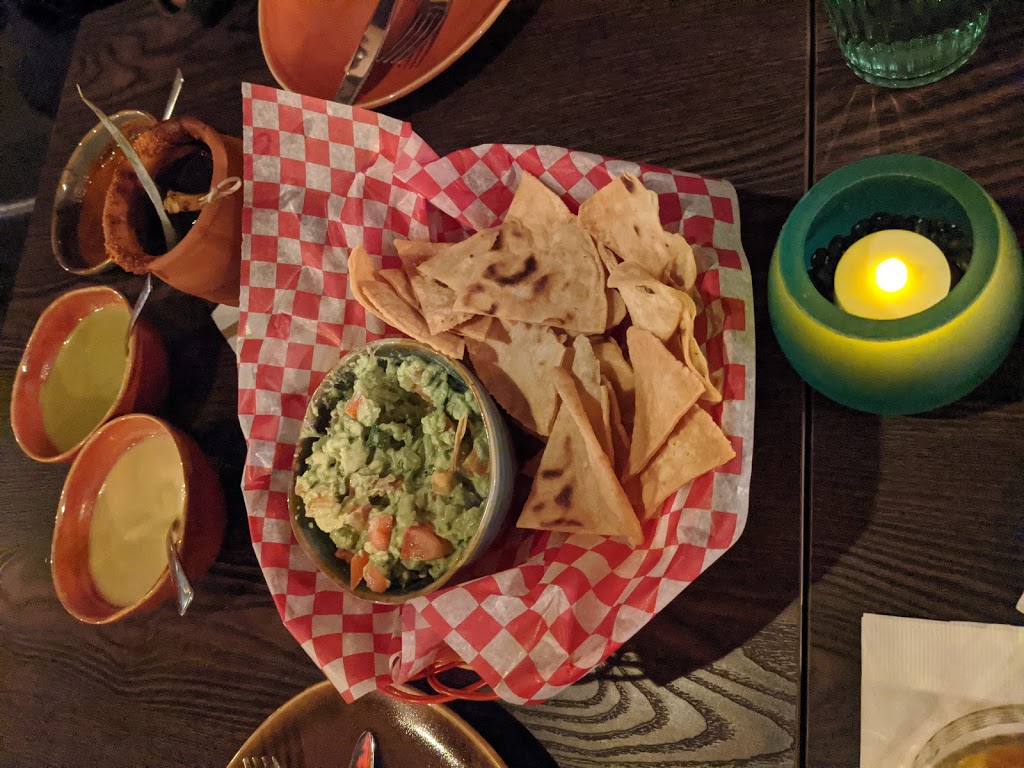 La cantina del pueblo | 671 College St, Toronto, ON M6G 1B9, Canada | Phone: (416) 536-0621