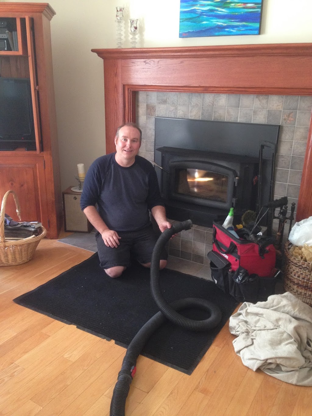Aero Furnace Duct & Chimney Cleaning | 3581 Shelbourne St #100, Victoria, BC V8P 4G8, Canada | Phone: (250) 479-0090