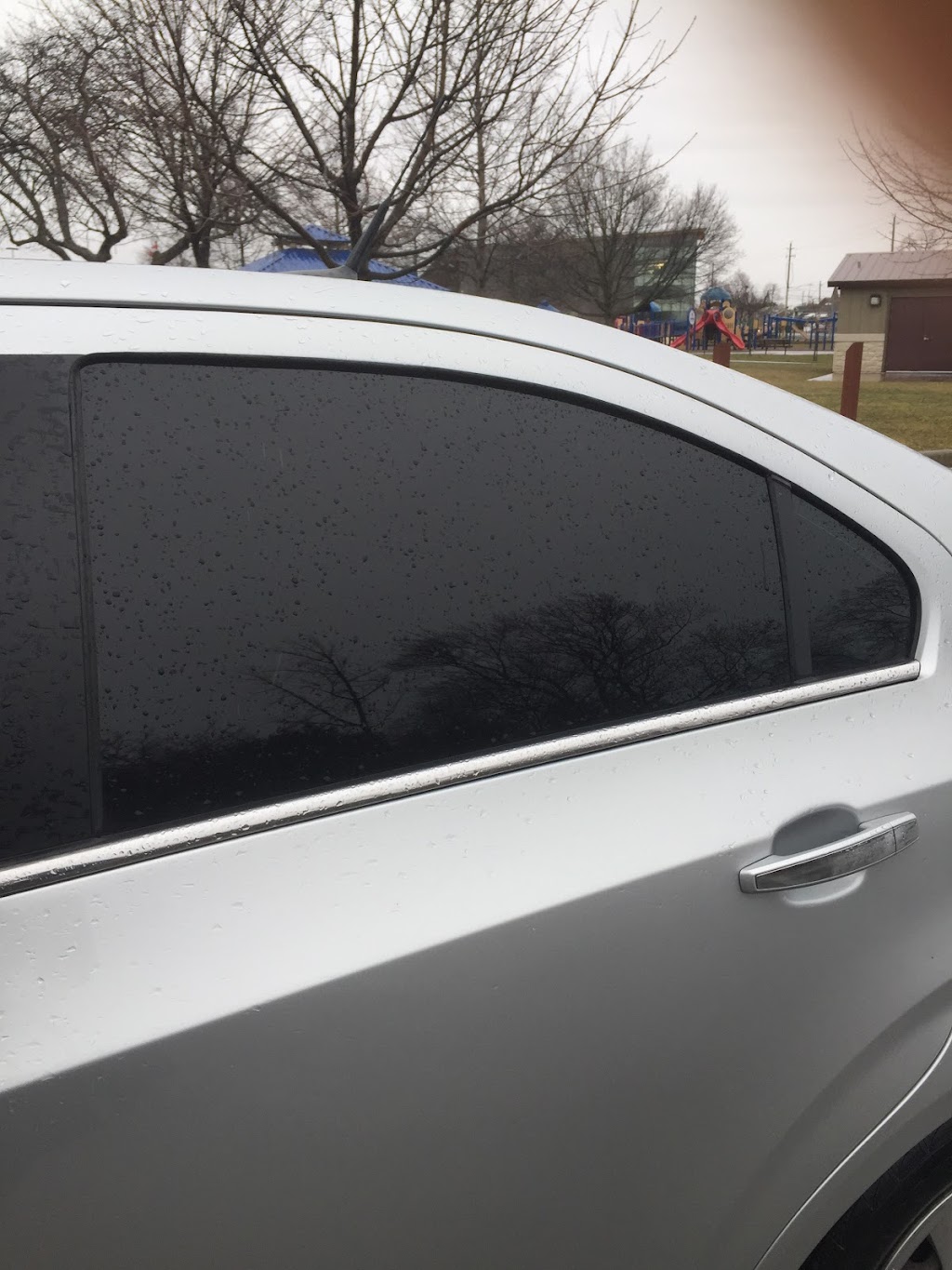 Bernies Auto Glass | 210 Bunting Rd, St. Catharines, ON L2M 3Y1, Canada | Phone: (905) 688-1200