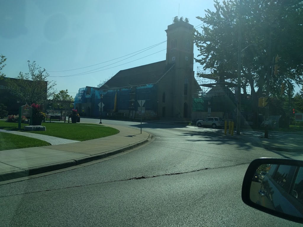 Ste-Annes Parish | church | 12233 Tecumseh Rd E, Windsor, ON N8N 1M3, Canada | 5197352182 OR +1 519-735-2182