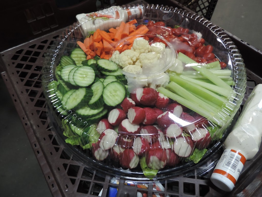 Cantors Quality Meats & Groceries | 1445 Logan Ave, Winnipeg, MB R3E 1S1, Canada | Phone: (204) 774-1679