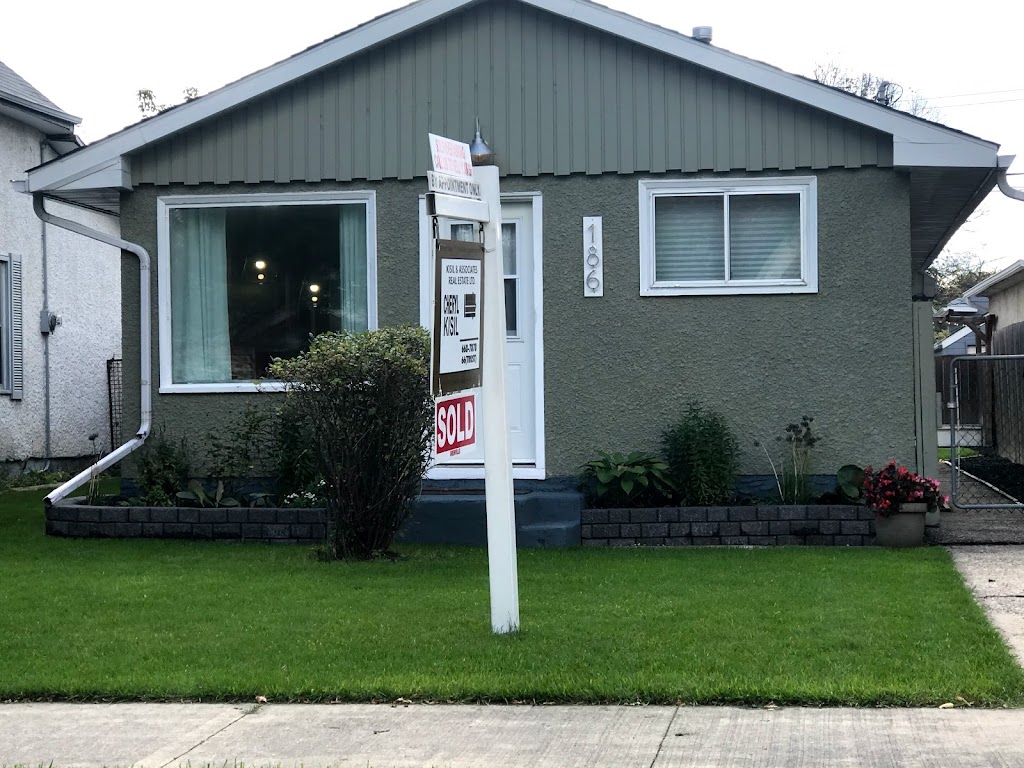 JD Landscaping | 4829 Main St, Saint Andrews, MB R4A 3A4, Canada | Phone: (204) 795-5004