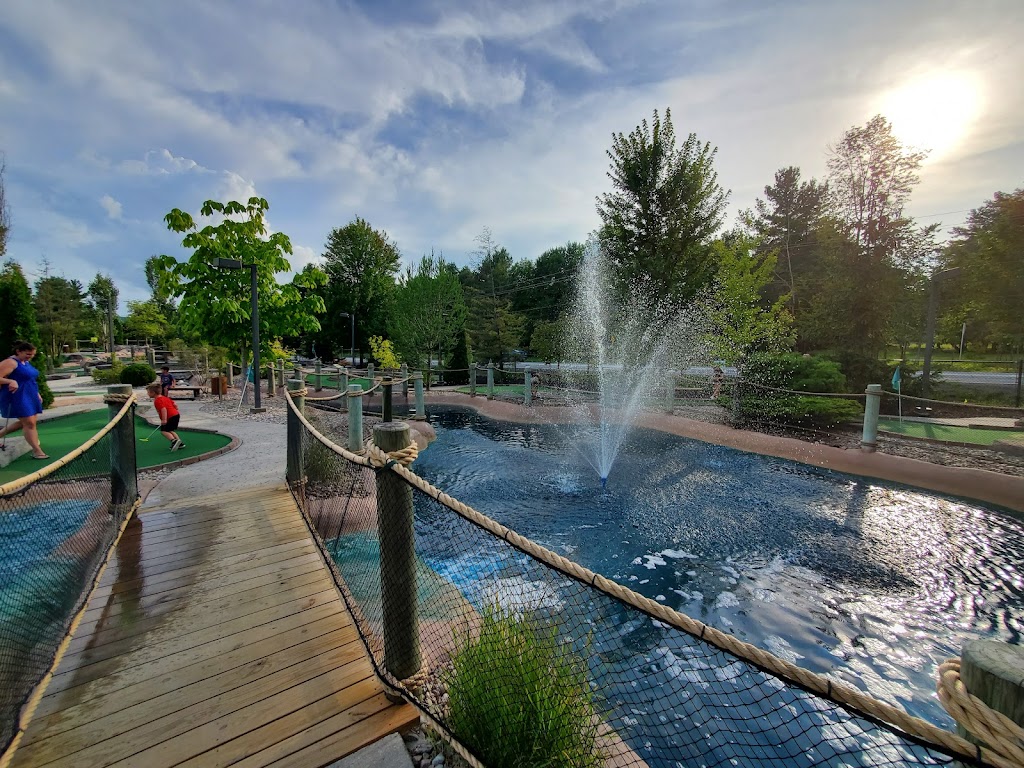 Mini-golf Dunn-Ds | 11 Chem. Notch, Chelsea, QC J9B 1G5, Canada | Phone: (819) 827-3866