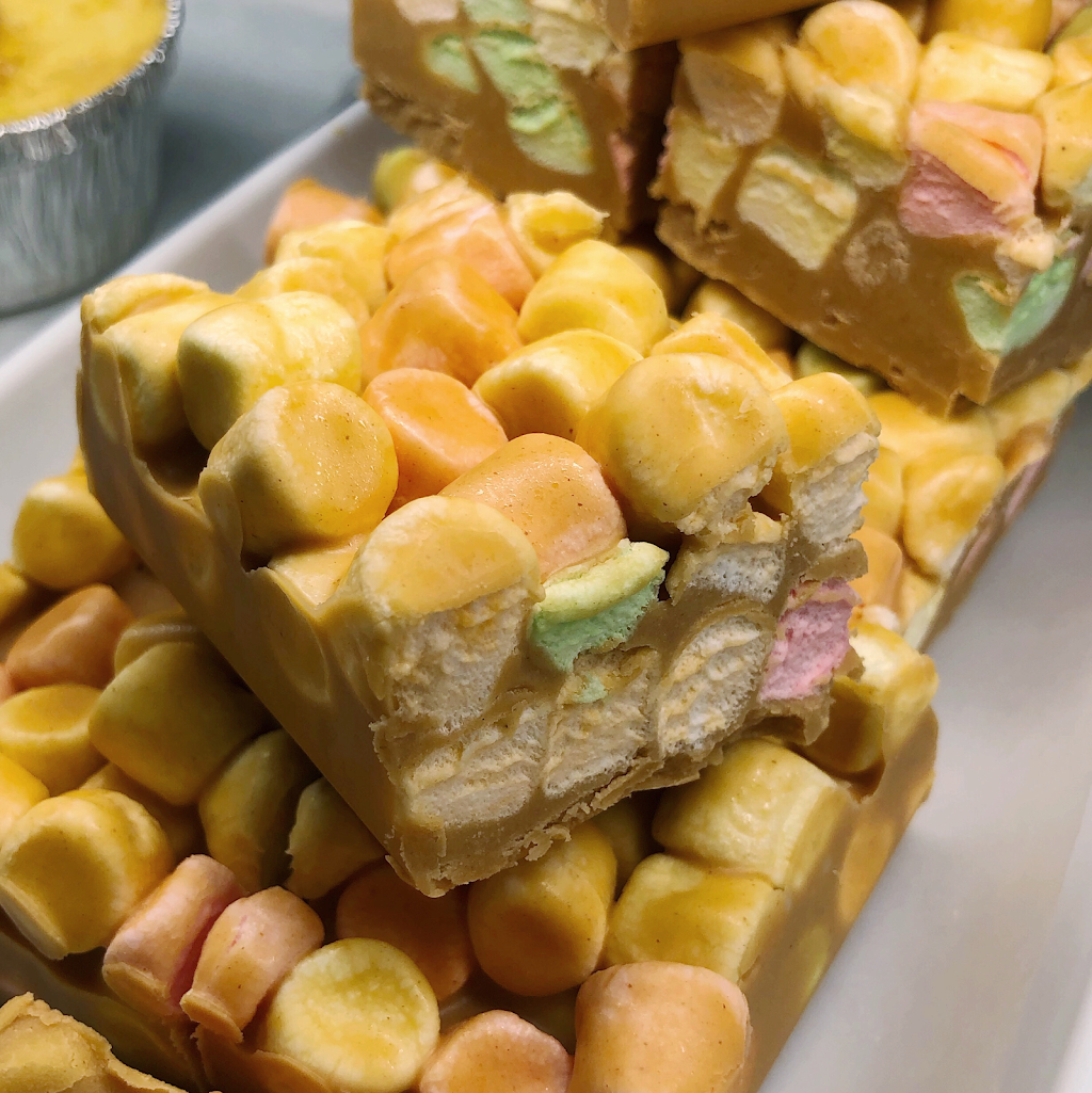 Bobcaygeon Bakery | 9 King St E, Bobcaygeon, ON K0M 1A0, Canada | Phone: (705) 731-0015