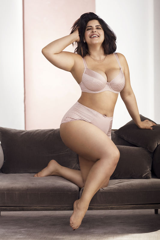 CHANGE Lingerie | 999 Upper Wentworth St Loc. 0262B, Hamilton, ON L9A 4X5, Canada | Phone: (289) 426-5167