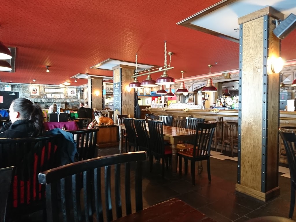 The Bulldog Grand Cafe | 142 Main St, Vernon, BC V1B 3Y9, Canada