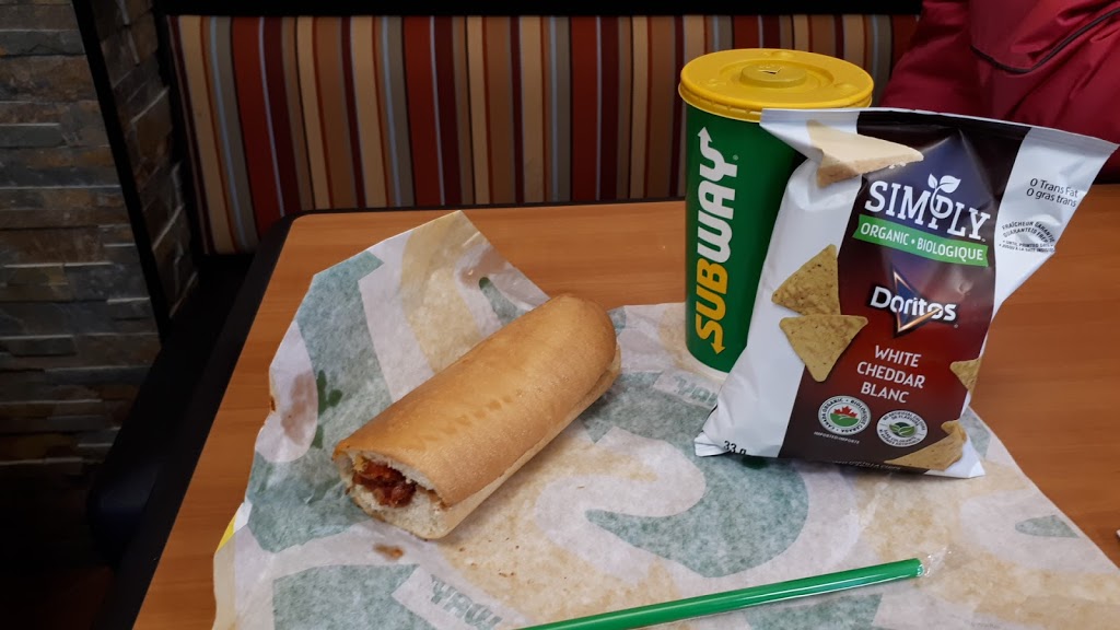 Subway | 986 Kenmount Rd, Paradise, NL A1L 1N3, Canada | Phone: (709) 368-8401
