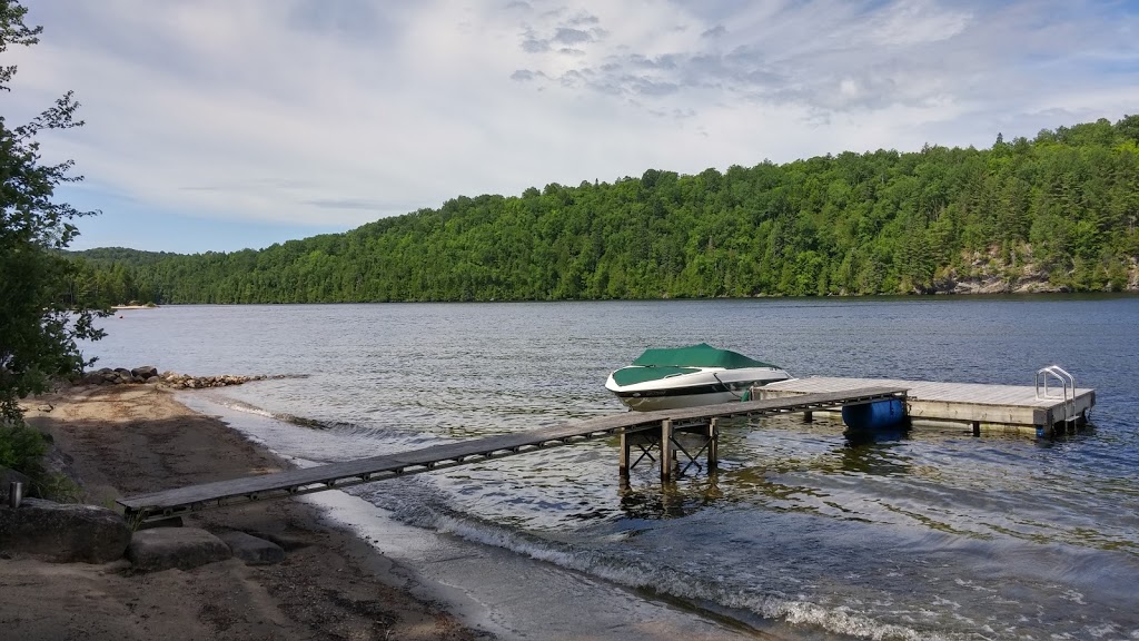 Chalet Serenity | 2038 Chemin du Lac Gagnon E, Duhamel, QC J0V 1G0, Canada | Phone: (819) 431-0808