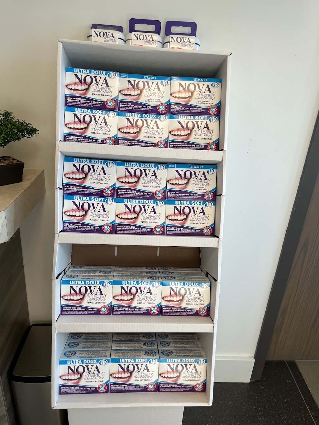 Manotick Place Pharmacy | 5511 Manotick Main St, Manotick, ON K4M 0E2, Canada | Phone: (613) 820-8204