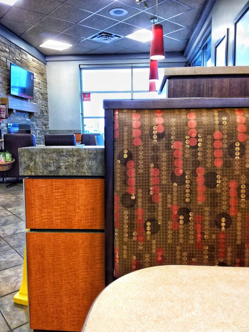 Tim Hortons | 8390 Blvd. Newman, LaSalle, QC H8N 1X9, Canada | Phone: (514) 365-7775