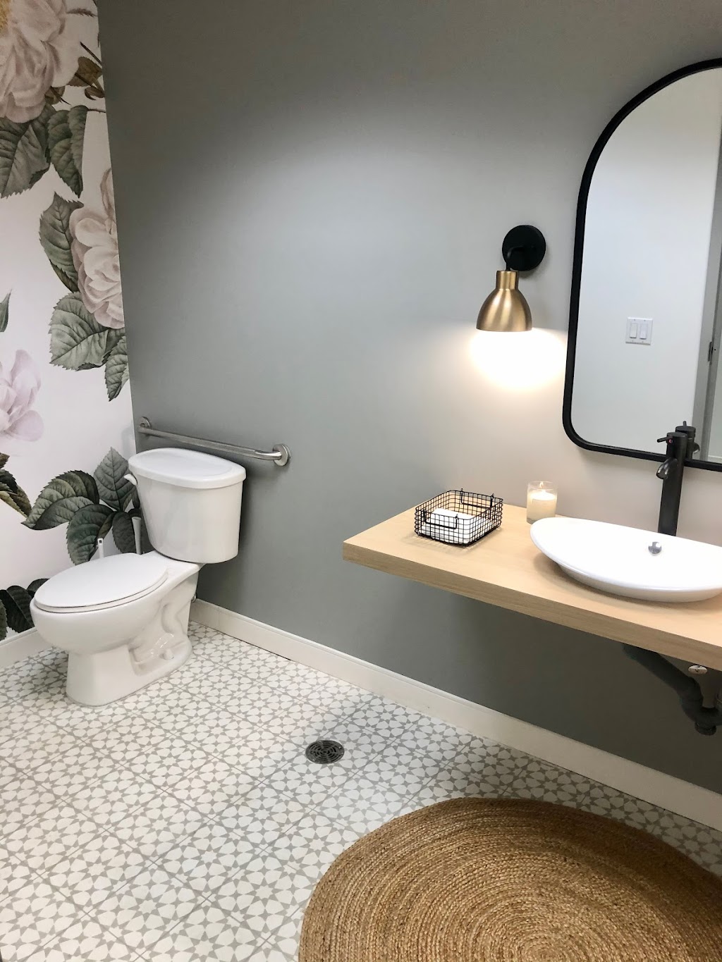 Bloom Health Clinic | 388 Roncesvalles Ave, Toronto, ON M6R 2M9, Canada | Phone: (416) 519-6432