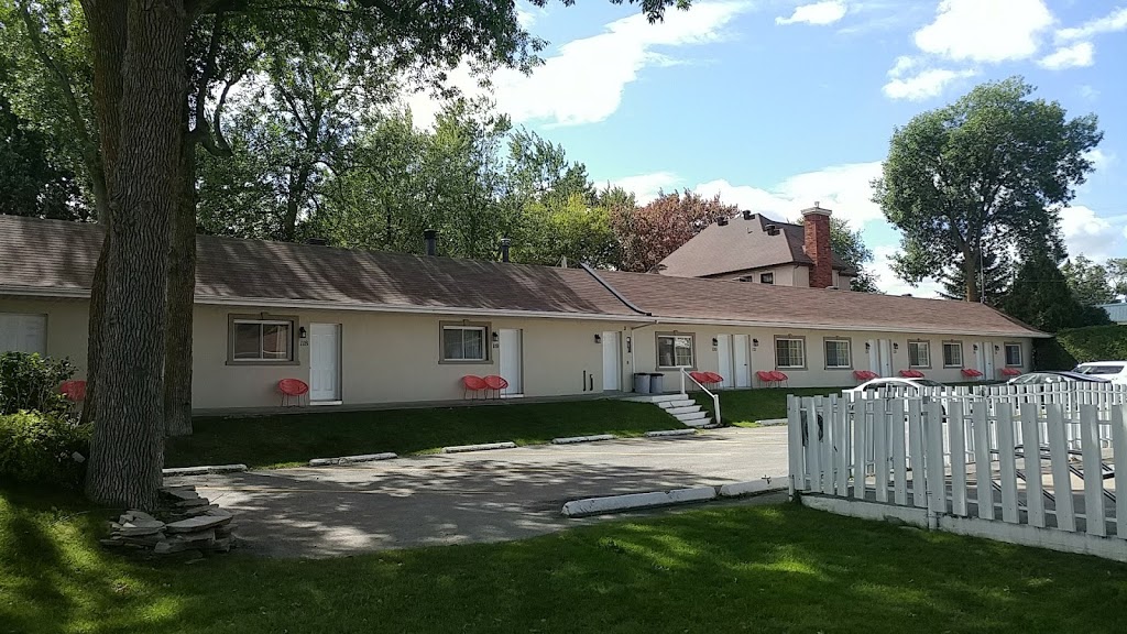 Au Doc Motel | 1424 Rue Notre-Dame, Repentigny, QC J5Y 3X1, Canada | Phone: (450) 585-4211