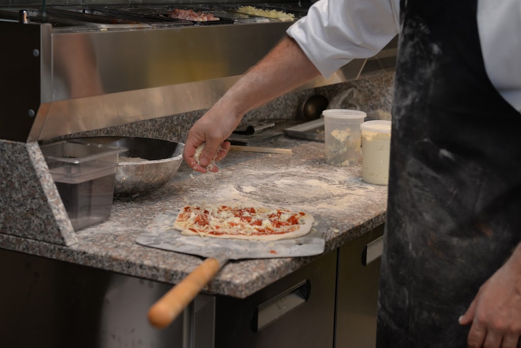 Alto Kitchen & Bar | 2040 Summit Dr, Panorama, BC V0A 1T0, Canada | Phone: (250) 341-4444