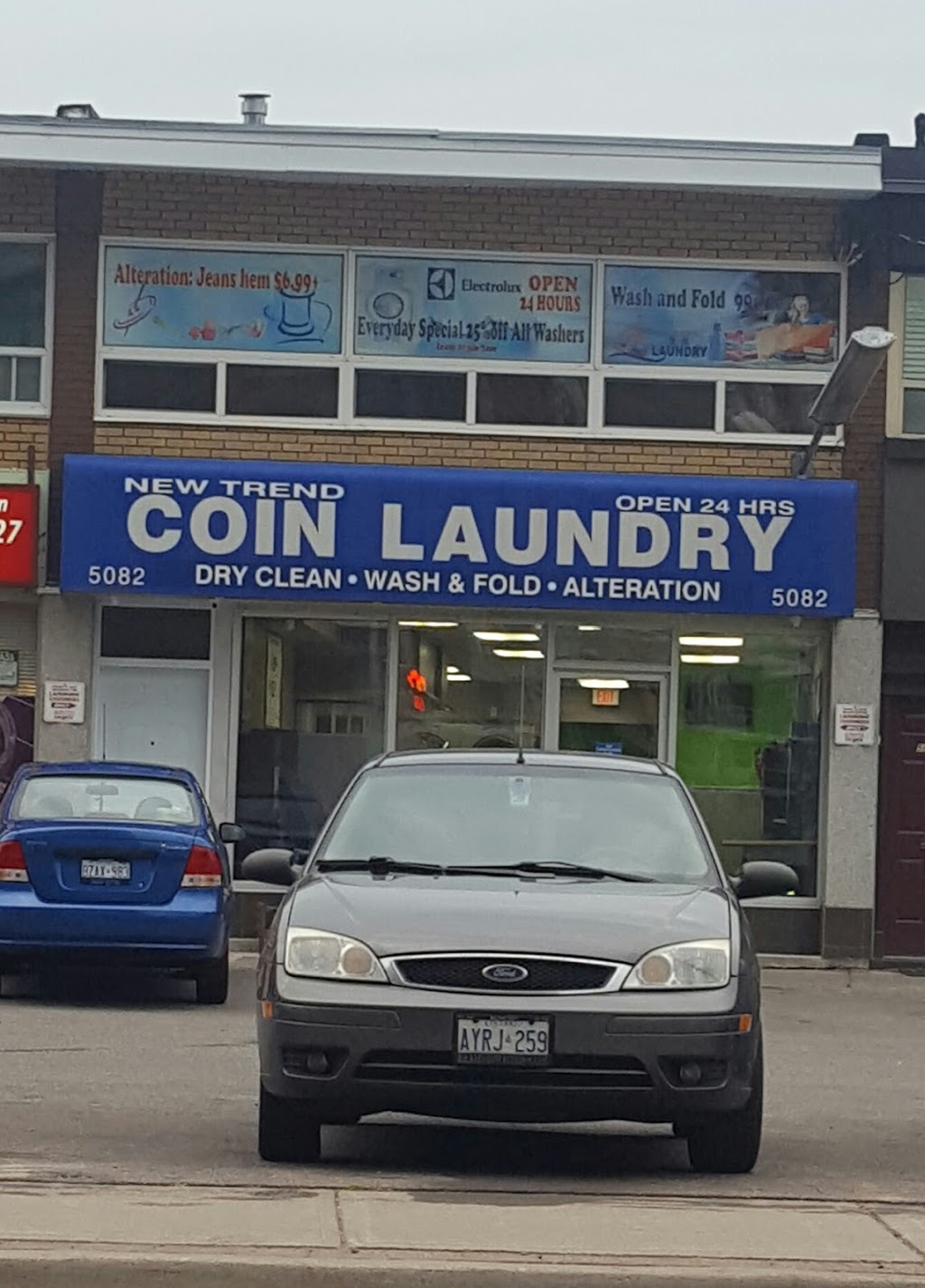 New Trend Coin Laundry | 5082 Dundas St W, Etobicoke, ON M9A 1C2, Canada | Phone: (647) 866-3285