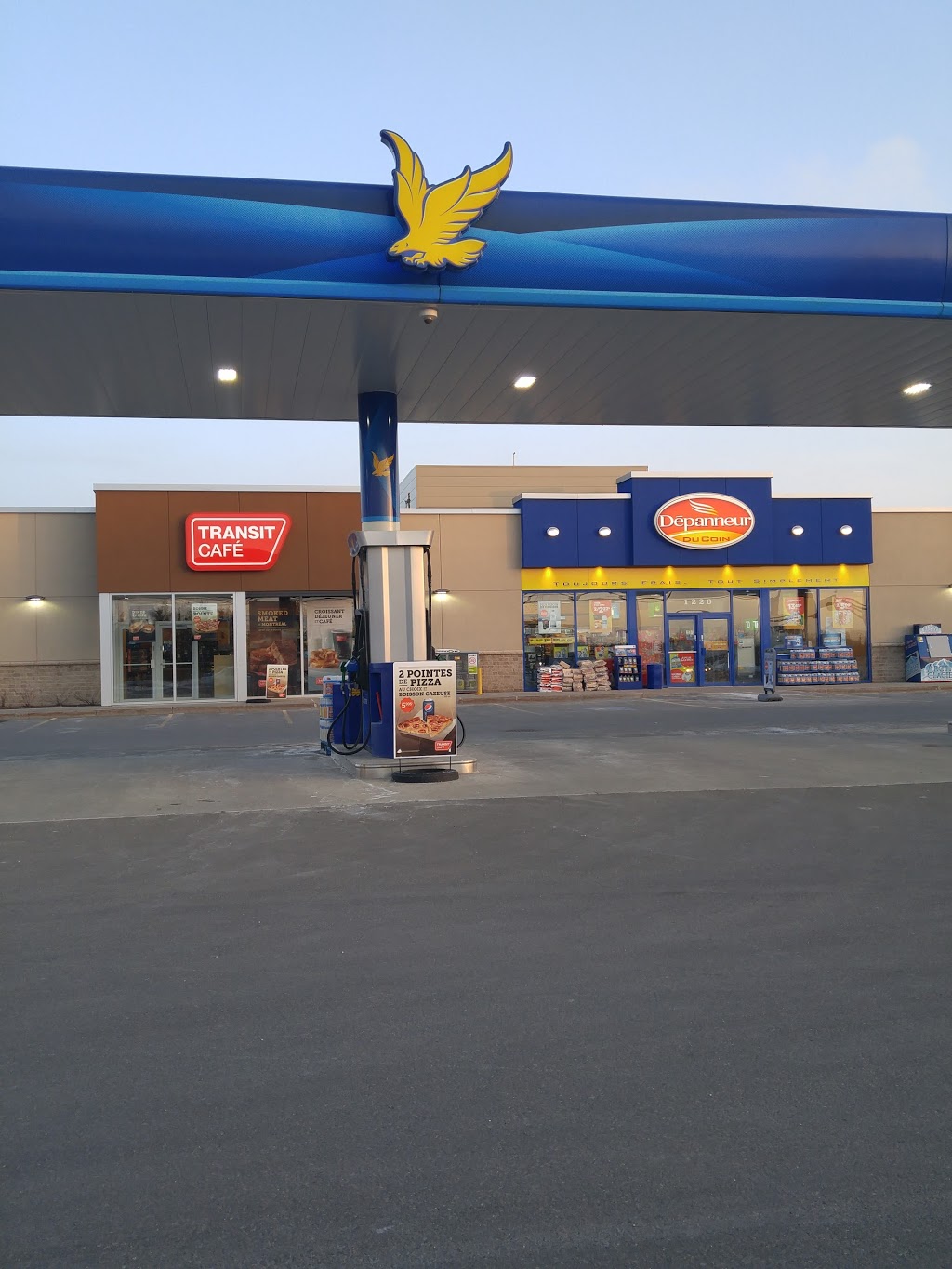 Transit Café | 1220 Chemin Olivier, Saint-Nicolas, QC G7A 2M5, Canada | Phone: (418) 836-7124
