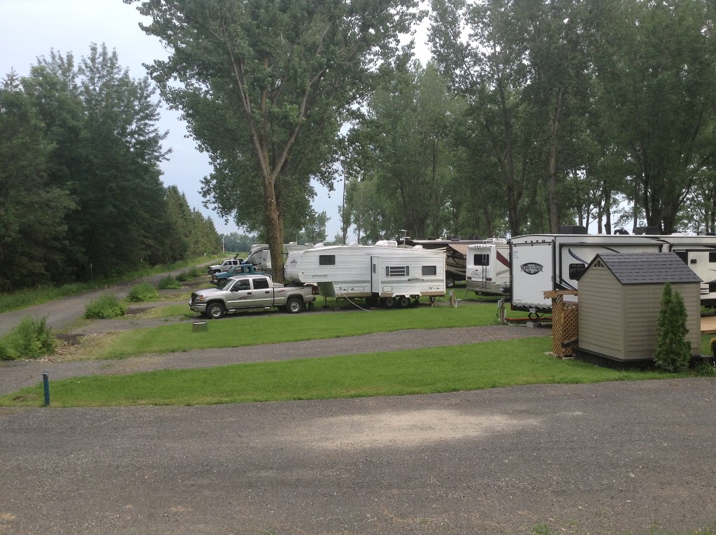 Camping Le Refuge Du Campeur 2007 | 18600 Boul Bécancour, Bécancour, QC G9H 1A8, Canada | Phone: (819) 233-3598