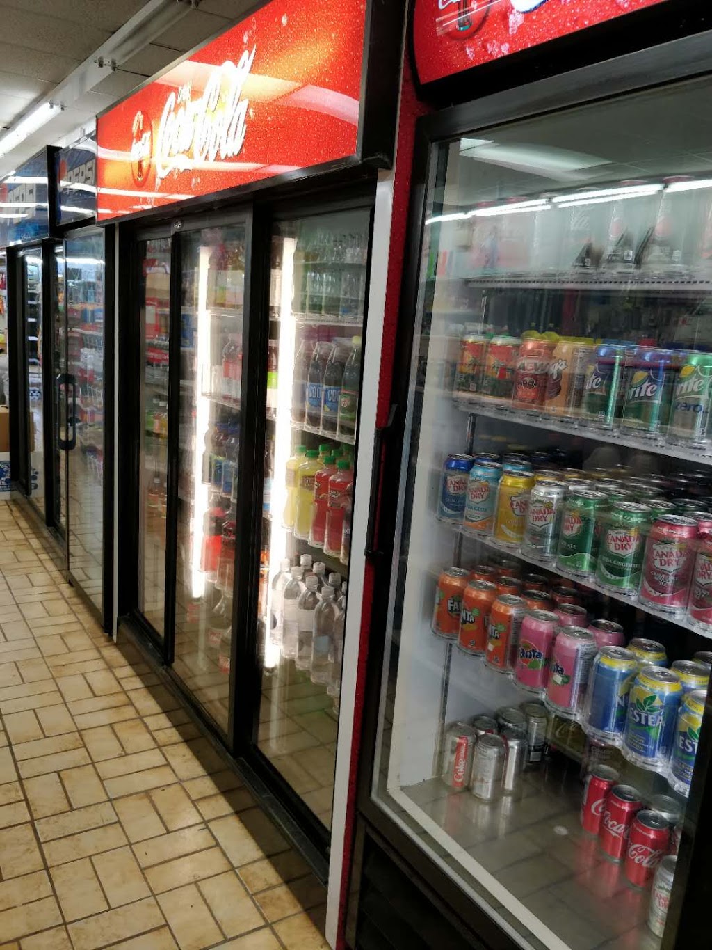Sunny Convenience | 6435 Erin Mills Pkwy, Mississauga, ON L5N 4H4, Canada | Phone: (905) 826-6080