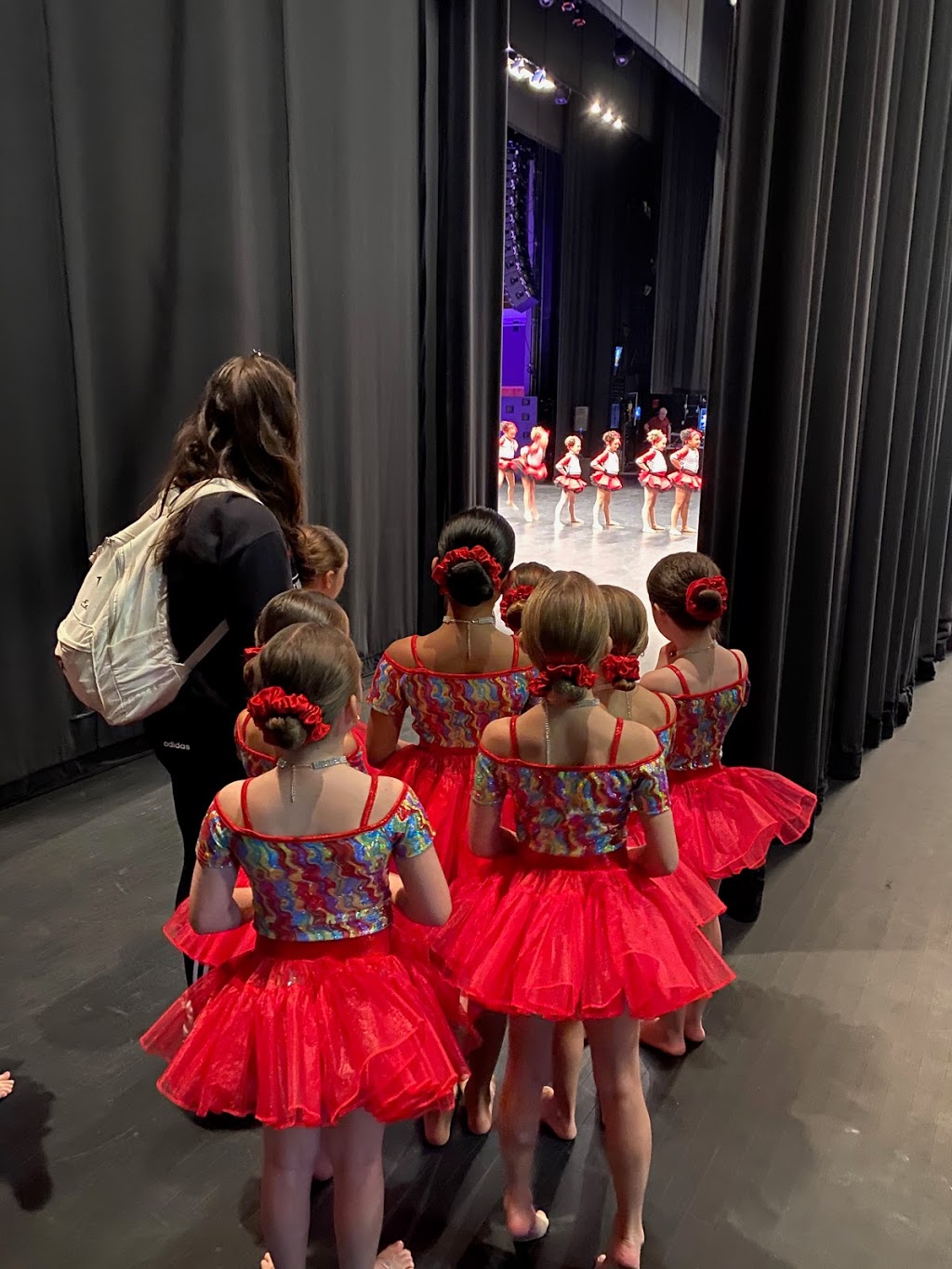 The Edge School of Performing Arts | 2251 Westoak Trails Blvd, Oakville, ON L6M 3P7, Canada | Phone: (905) 847-9932