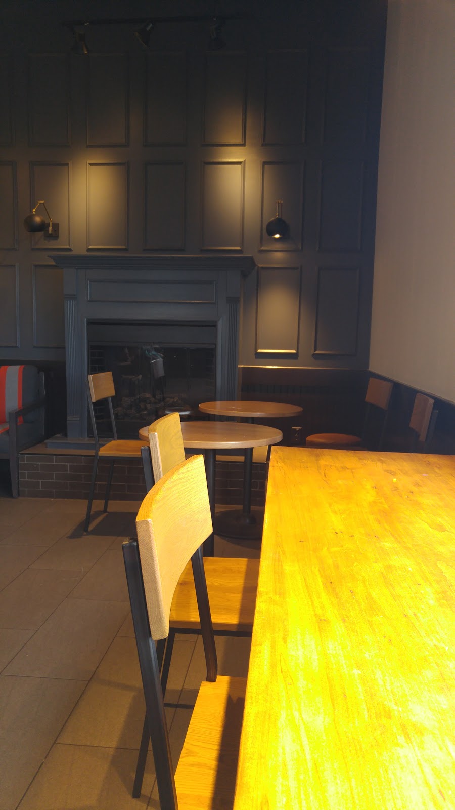 Starbucks | Centre, 949 Fort William Rd D8, Thunder Bay, ON P7B 3A6, Canada | Phone: (807) 473-4226