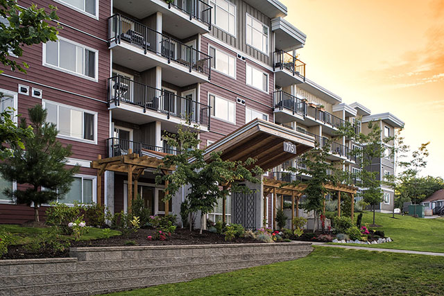 The Crest Apartments | 775 Terminal Ave N, Nanaimo, BC V9S 0B4, Canada | Phone: (250) 591-4775