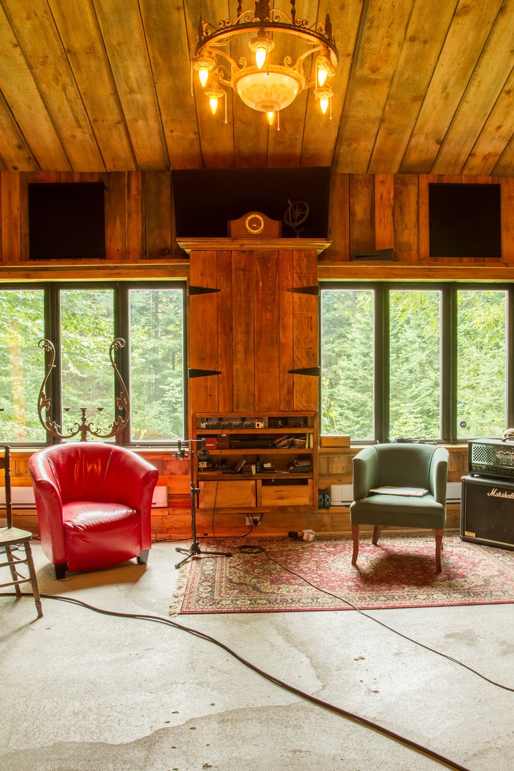 Le studio Newton recording studio | 6 Rue Newton, Morin-Heights, QC J0R 1H0, Canada | Phone: (514) 894-2180