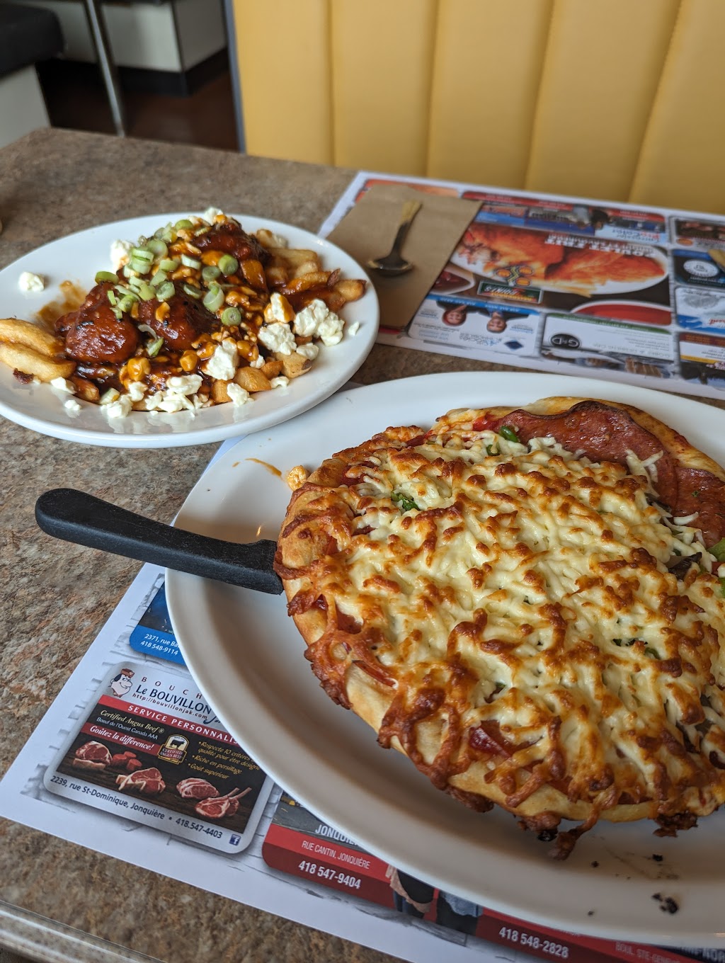 Restaurant Aux 3 Points | 3645 Bd du Royaume, Jonquière, QC G7X 1Z4, Canada | Phone: (418) 547-6171