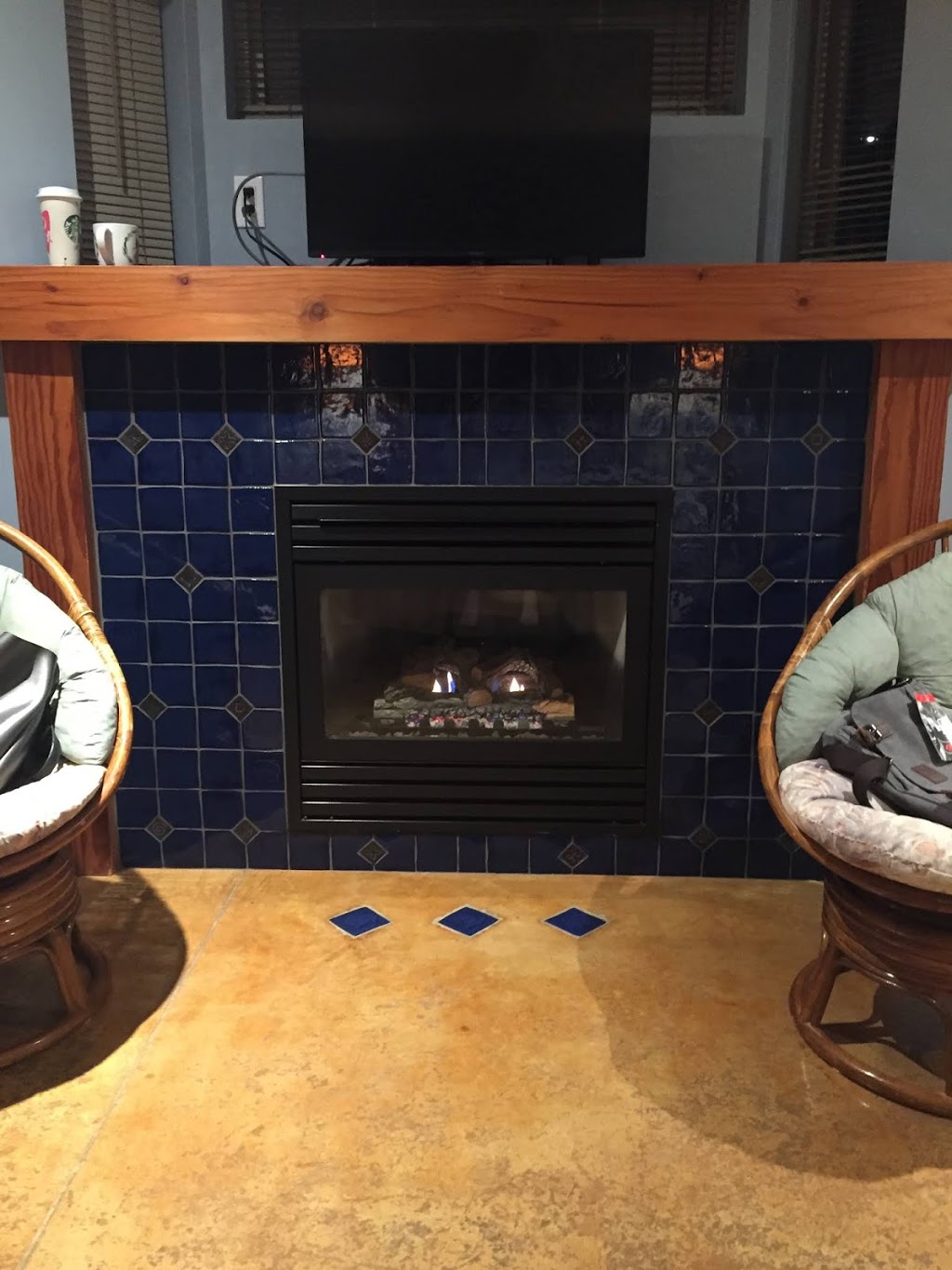 Arbutus Bluff Bed and Breakfast | 1425 Coats Dr, Gabriola, BC V0R 1X6, Canada | Phone: (250) 247-9170