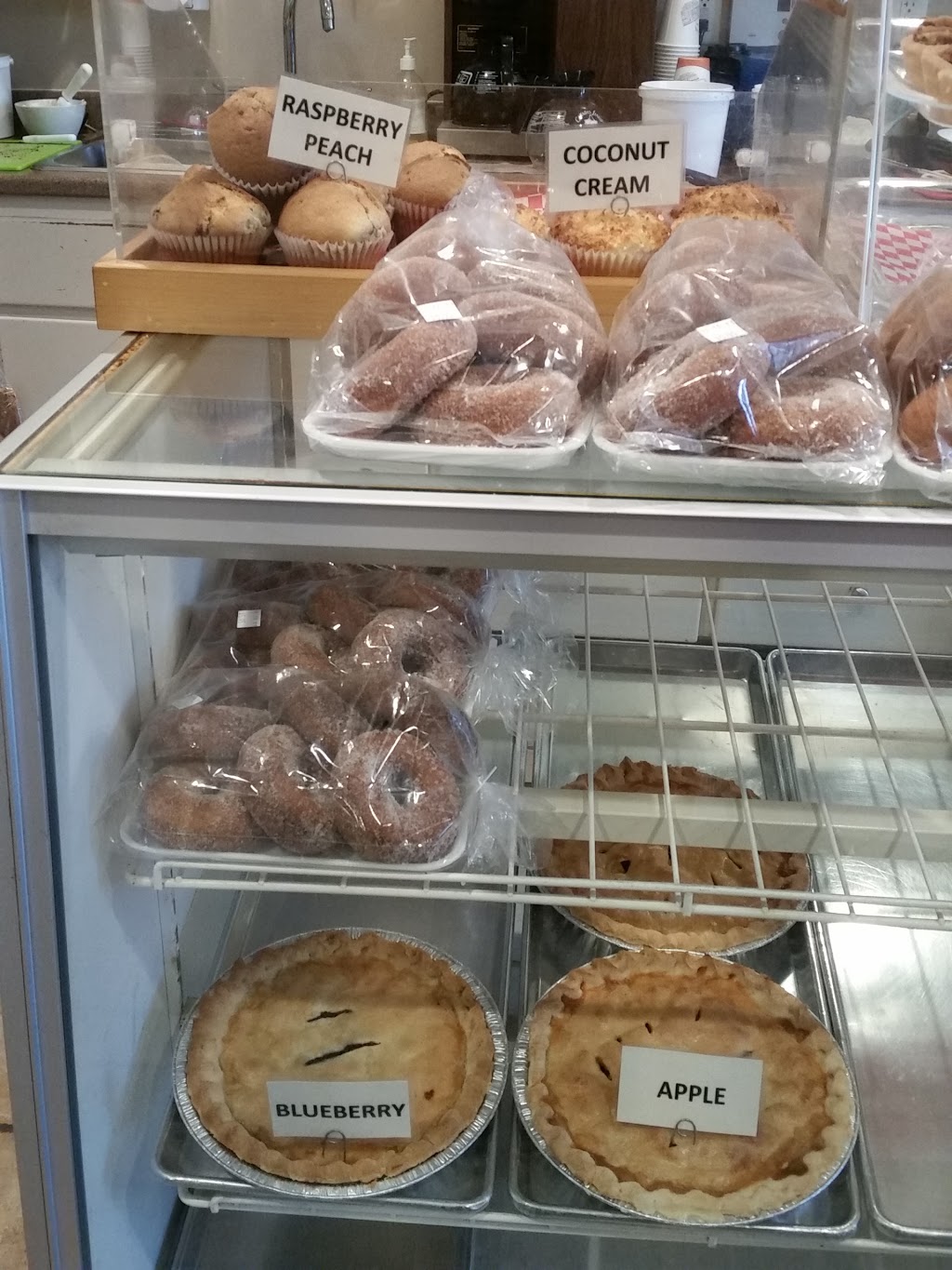 Sourdough Country Bakery and Windmill Cafe | 5705 Nova Scotia Trunk 1, Cambridge Station, NS B0P 1G0, Canada | Phone: (902) 538-7502