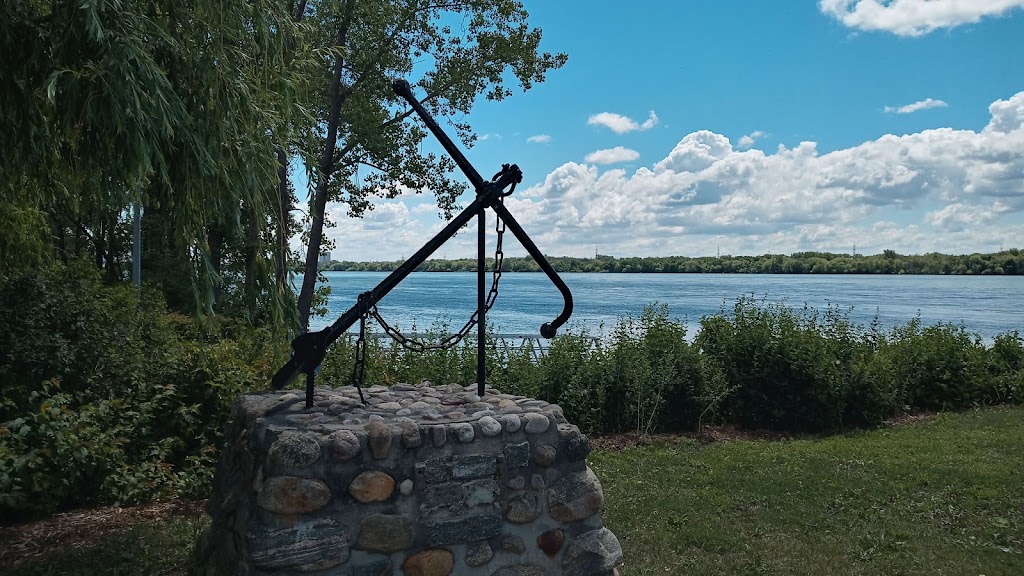 Rafting Montréal | 8912 Bd LaSalle, LaSalle, QC H8P 1Z9, Canada | Phone: (514) 767-2230
