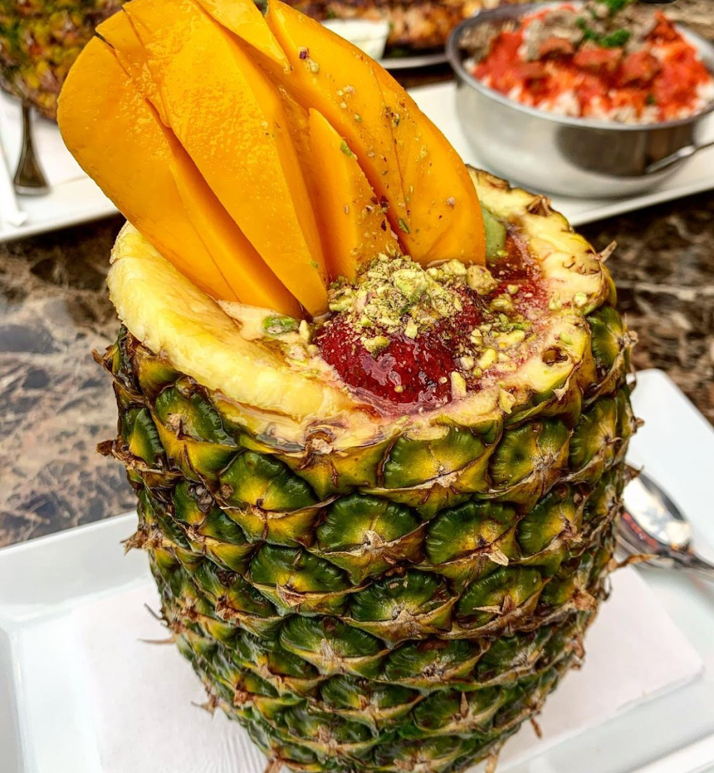 Karioka Lounge (Burlington) | 4045 Harvester Rd, Burlington, ON L7L 5J1, Canada | Phone: (905) 633-8003