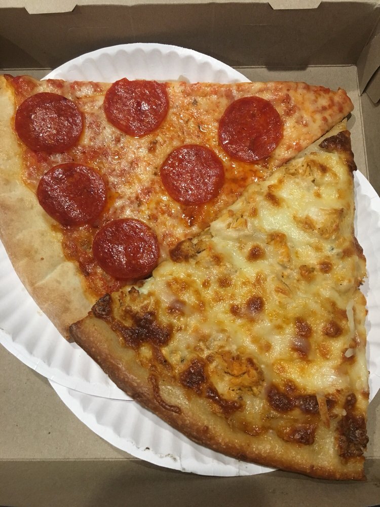 Ginos NY Pizza ( University Plaza ) | 3500 Main St, Buffalo, NY 14226, USA | Phone: (716) 768-2462