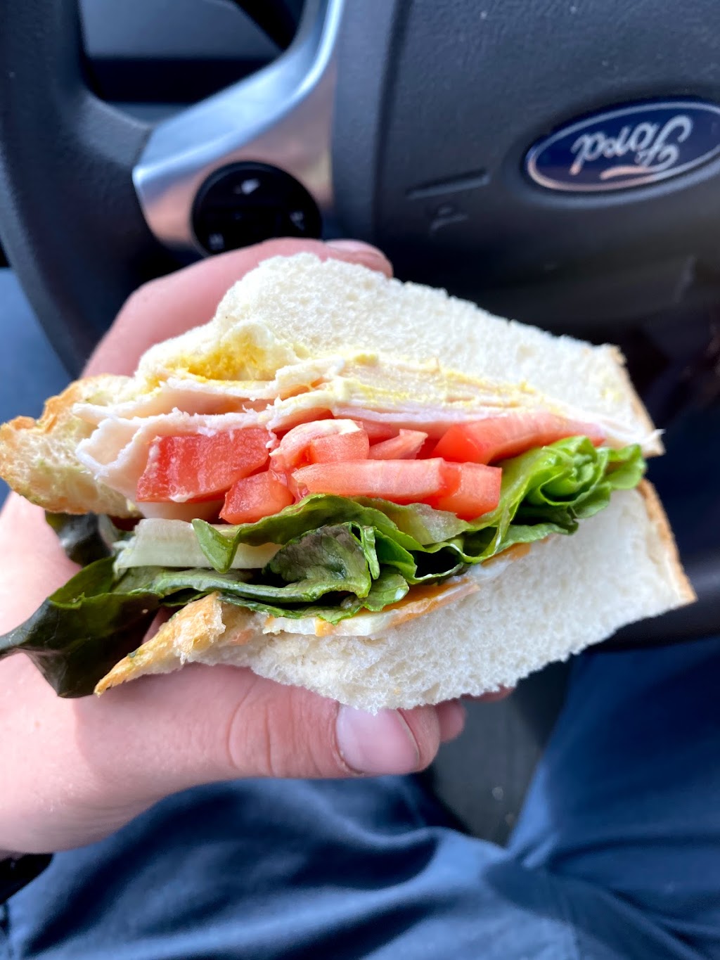 Rocky MountainPizza and Bakery Co. Ltd. | 4471 Marine Ave, Powell River, BC V8A 2K3, Canada | Phone: (604) 485-9111