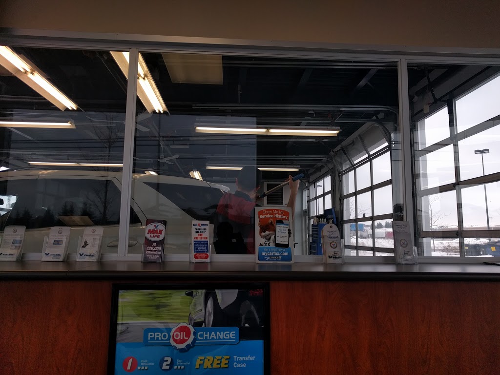 Pro Oil Change | 9924 Airport Rd, Brampton, ON L6S 0C5, Canada | Phone: (416) 800-8816