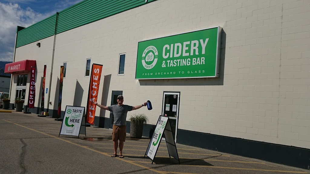 BC Tree Fruits Market | 826 Vaughan Ave, Kelowna, BC V1Y 7E4, Canada | Phone: (250) 763-8872