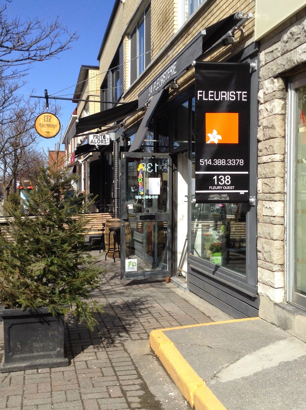 À la Fleuristerie | 2565 Rue Beaubien E, Montréal, QC H1Y 1G4, Canada | Phone: (514) 388-3378