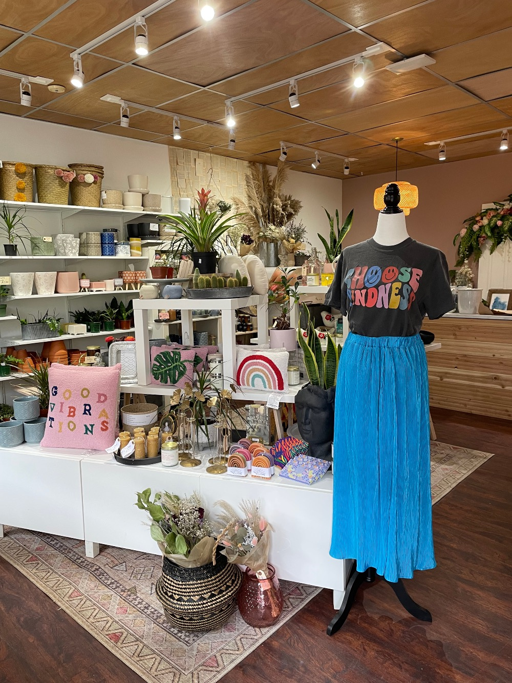 Ma Mere Botanicals & Homewares | Salt Spring Island, 156 Fulford-Ganges Rd, Salt Spring Island, BC V8K 2T8, Canada | Phone: (250) 537-2700