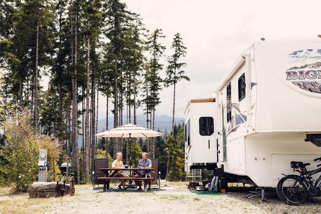 Pineridge RV Park and Farm Market | 2715 Turnbull Rd, Qualicum Beach, BC V9K 2L7, Canada | Phone: (250) 619-8047