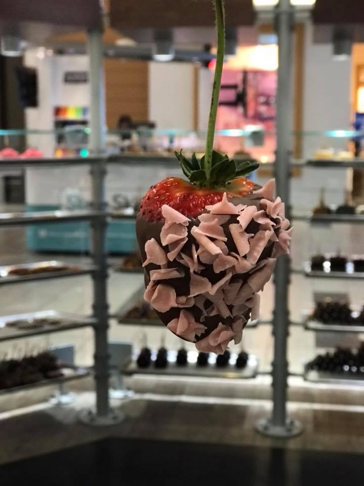 Rocky Mountain Chocolate Factory | 550 King Street North Unit B1B CONESTOGA MALL, Waterloo, ON N2L 5W6, Canada | Phone: (519) 886-2462