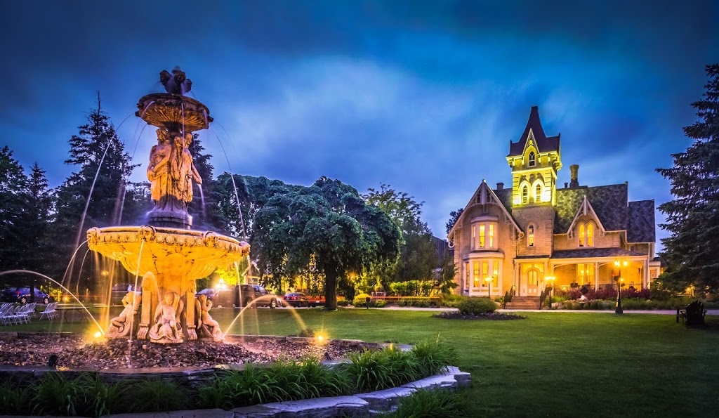 Elm Hurst Inn & Spa | 415 Harris St, Ingersoll, ON N5C 3J8, Canada | Phone: (519) 485-5321