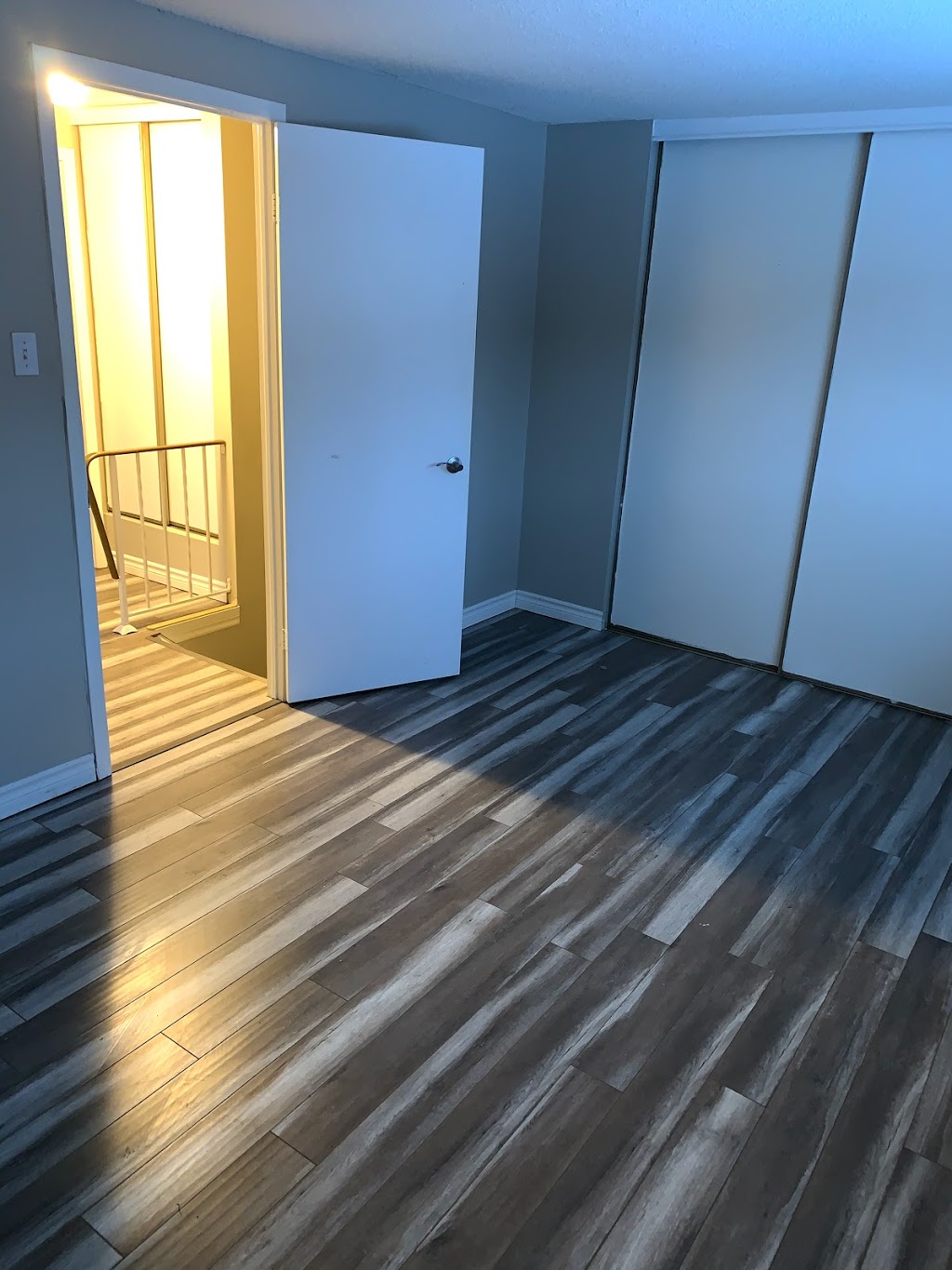 fixing your interior | 327 Brunswick St, Stratford, ON N5A 3M9, Canada | Phone: (519) 305-1645