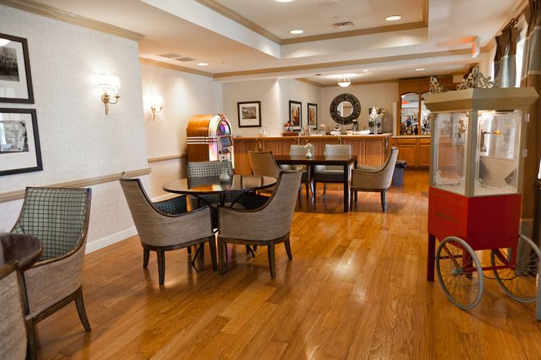 Sunrise of Beaconsfield/Sunrise de Beaconsfield | 505 Av Elm, Beaconsfield, QC H9W 2E5, Canada | Phone: (514) 693-1616