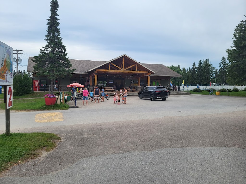 Camping St-Félicien | 2206 Bd du Jardin, Saint-Félicien, QC G8K 2N8, Canada | Phone: (418) 679-1719