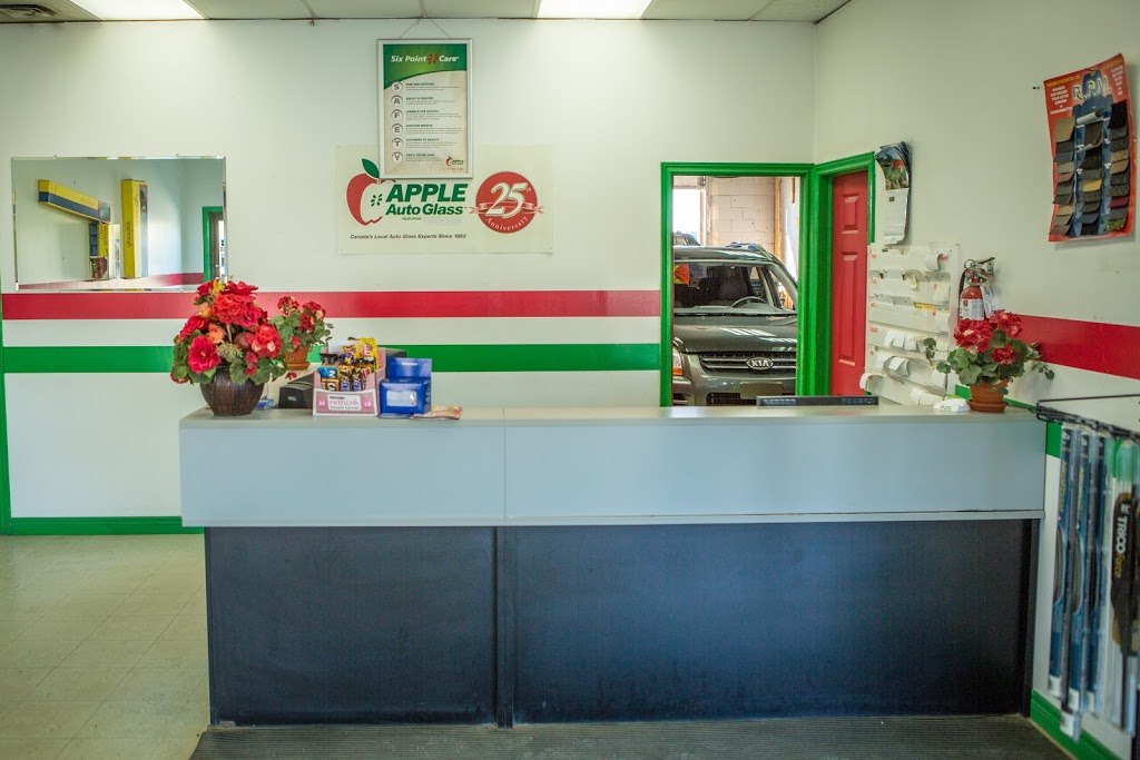 Apple Auto Glass | 1179 Topsail Rd, Mount Pearl, NL A1N 5G5, Canada | Phone: (709) 745-2024