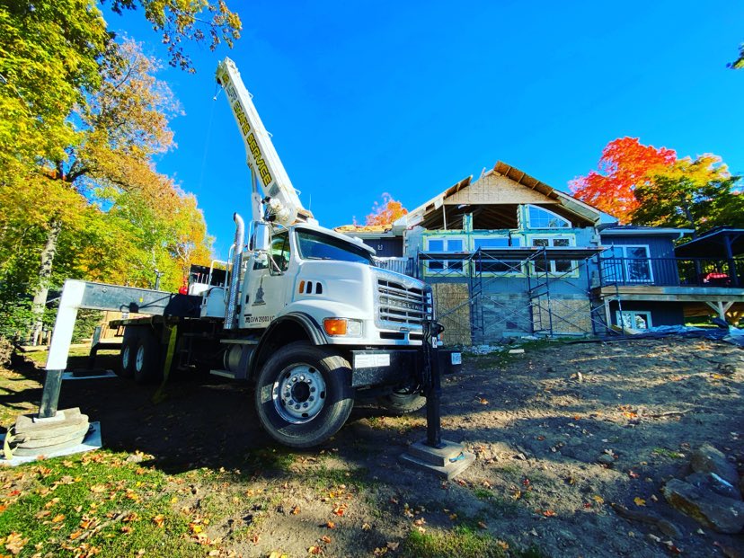 Mr. Lift Crane Service | 334 Old Quarry Rd, Kingston, ON K7M 3K9, Canada | Phone: (613) 876-6609