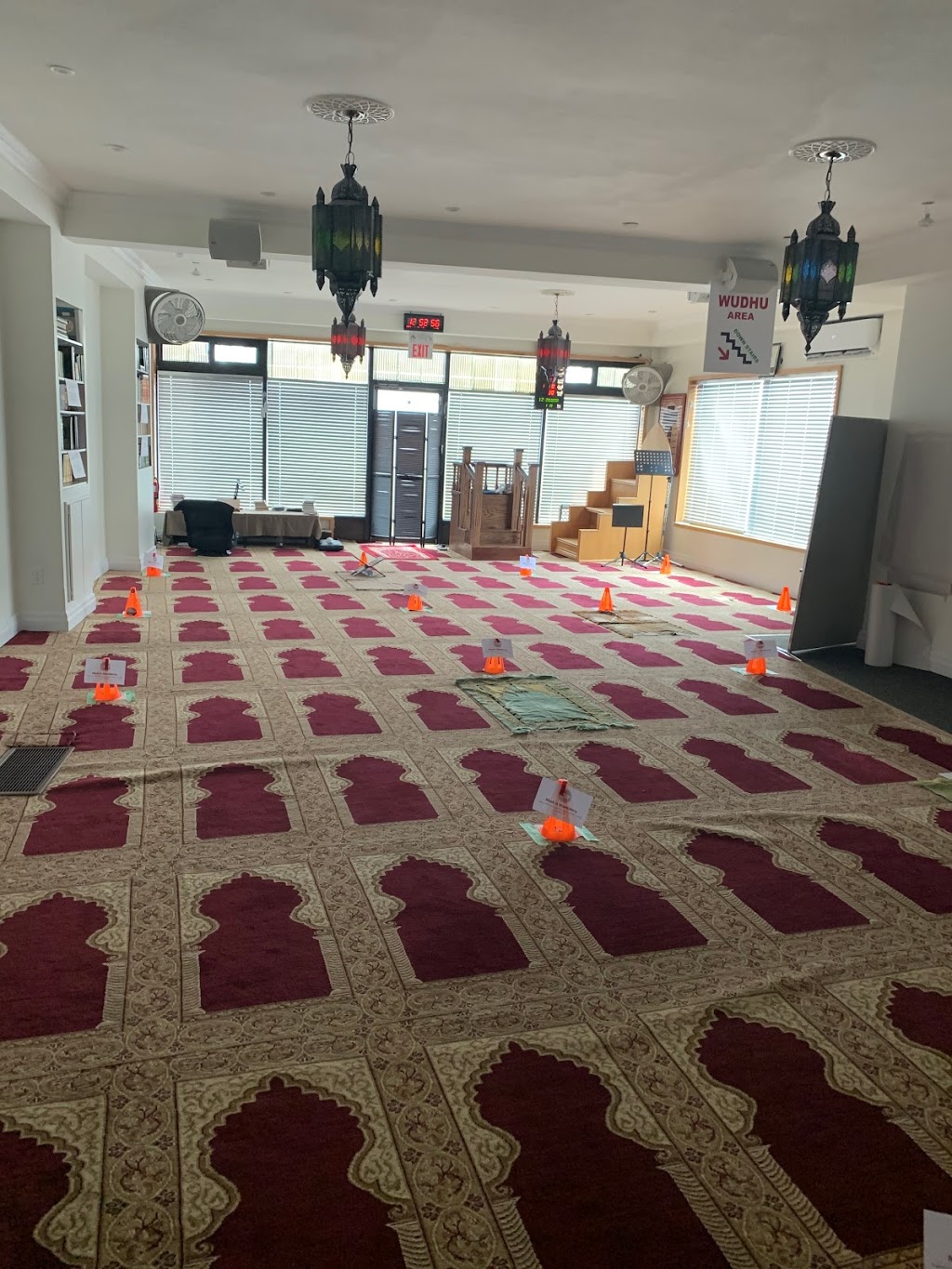 Masjid Alqalam | 2430 Dufferin St, York, ON M6E 3T1, Canada | Phone: (647) 435-8472