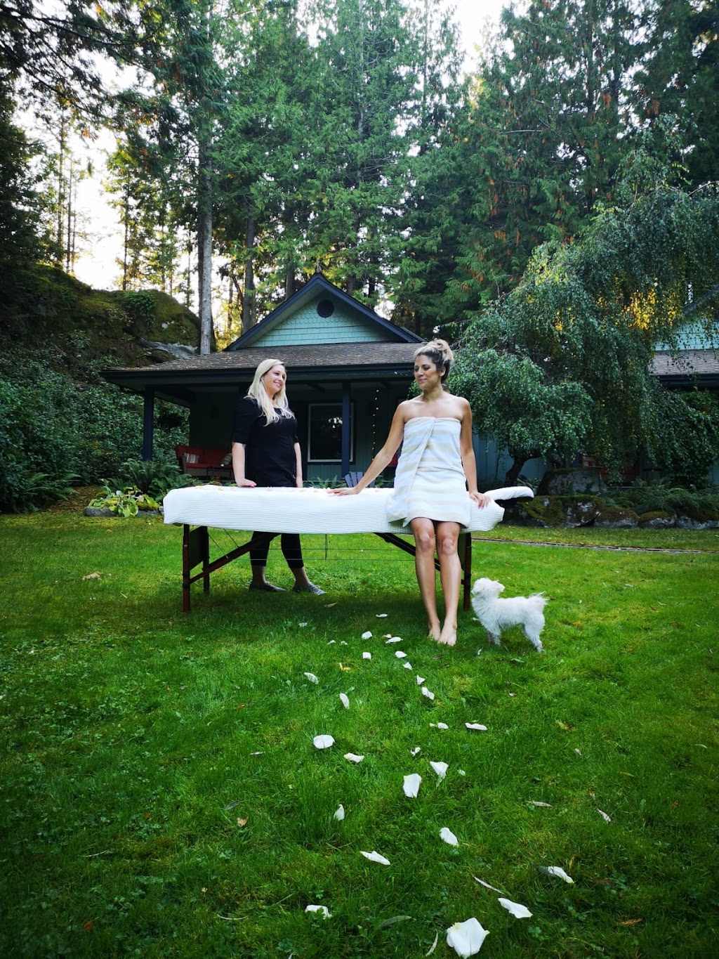 Time To Glow - Mobile Massage and Spa | 6148 Fairway Ave, Sechelt, BC V0N 3A5, Canada | Phone: (604) 989-4255
