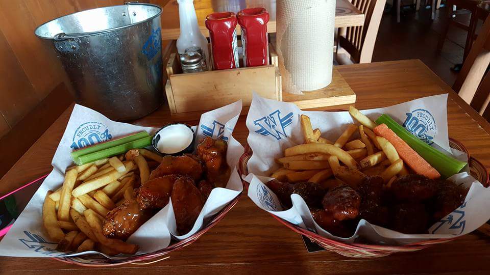 Wild Wing | 2880 Queen St E #3, Brampton, ON L6S 6E8, Canada | Phone: (905) 792-8188