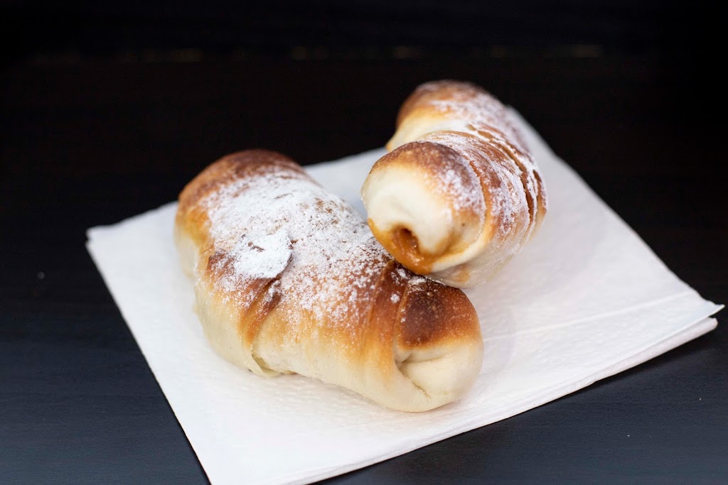 MarJo Bakery | 2838 Victoria Park Ave, North York, ON M2J 4A8, Canada | Phone: (416) 490-8687